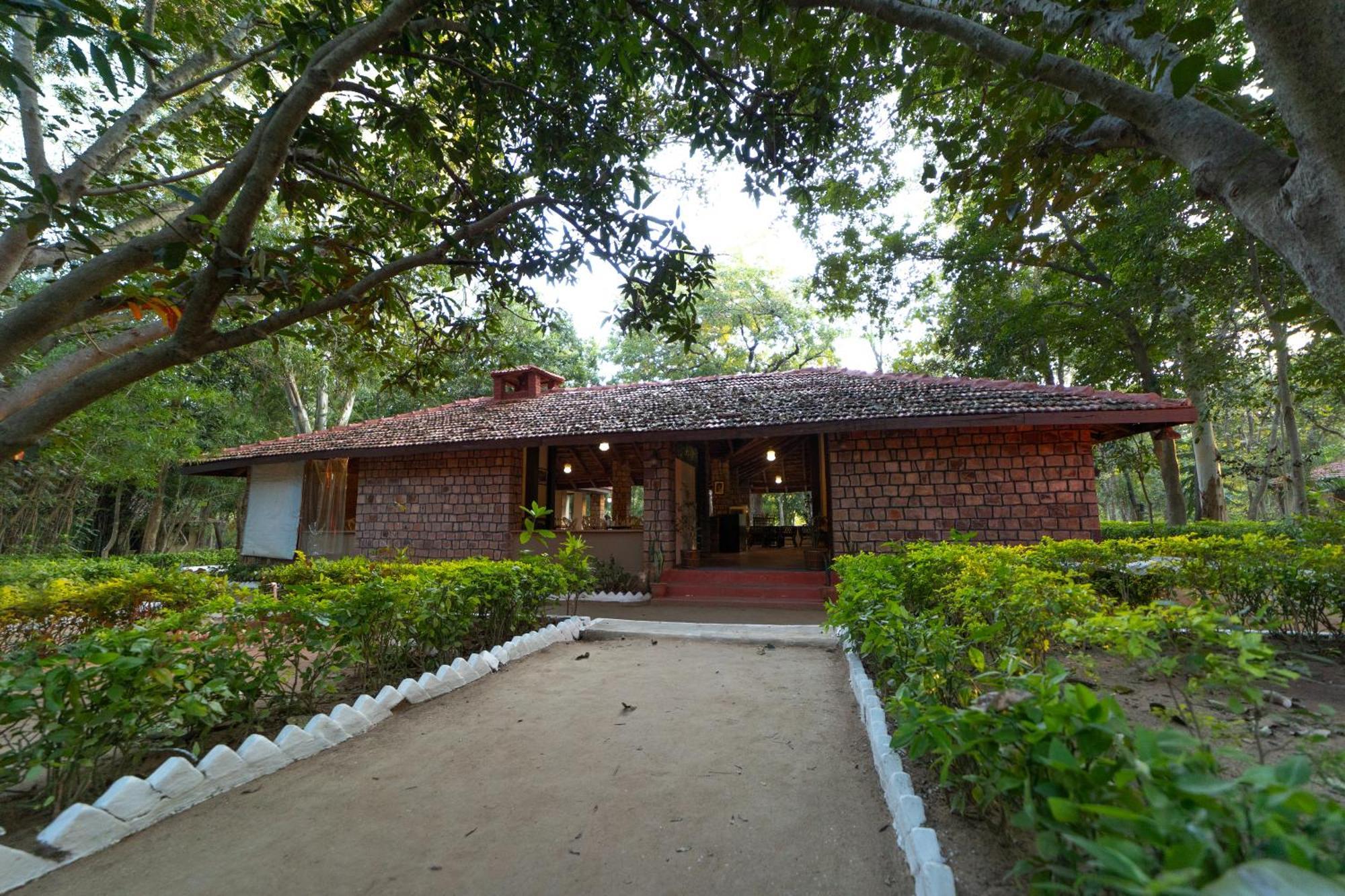 Tiger Trails Resort Tāla Exterior photo